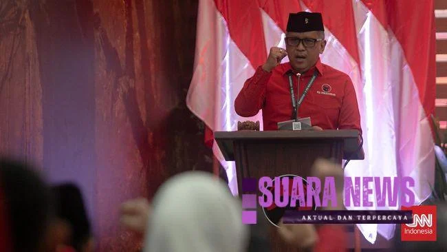 Sekjen PDI Perjuangan (PDIP) Hasto Kristiyanto mengatakan, ada pihak yang sedang melakukan cawe-cawe di Pilgub Jawa Timur 2024.
